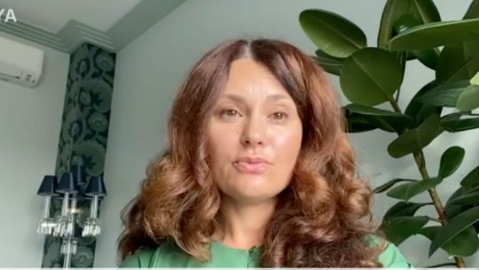 «Eu tenho vivido um amor tão perfeito. Eu me sinto incrivelmente amada. Eu vejo os olhos de quem me ama.»