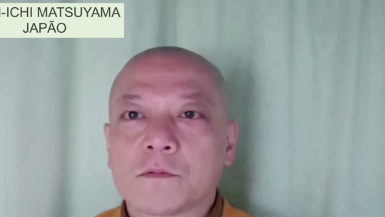 «Só posso pensar que Sri Amma Bhagavan fizeram uma cirurgia cerebral em mim que mudou a estrutura do cérebro.»